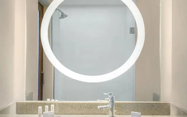 SpringHill Suites by Marriott Long Island Brookhaven