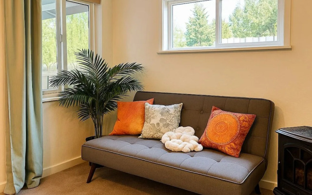 Master Suite with Fruitful Tree backyard