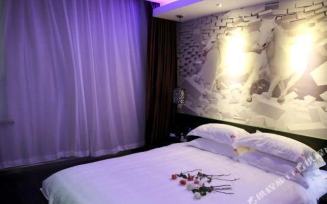 Clarity Hotel (Yishui Bus Terminal)