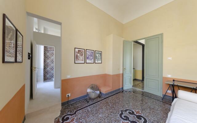 JOIVY Piazza Dei Greci Nel Cuore Della Storia