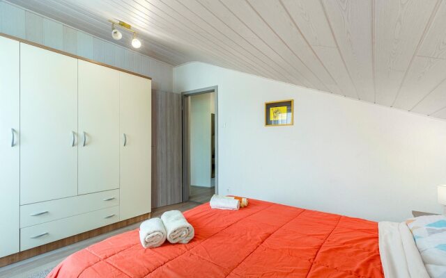 Beautiful Home in Sveti Anton With Wifi and 3 Bedrooms