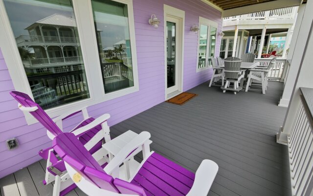 The Conch Castle 5 Bedroom Home