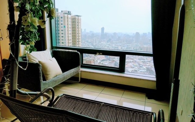 Shana Skyline Hostel