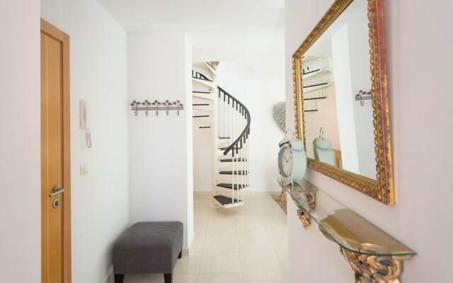 Ahro Suites Blanco Soler 3