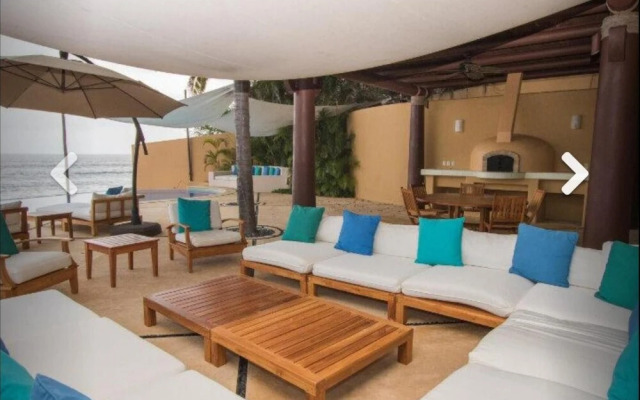 Exciting six Bedroom Oceanfront 75 Long Pool Villa