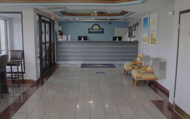 Days Inn by Wyndham Franklin