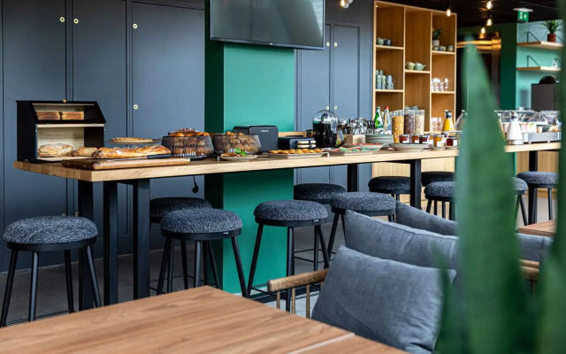 Best Western M-Treize Paris Asnieres