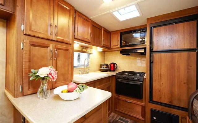 Sunshine Caravan