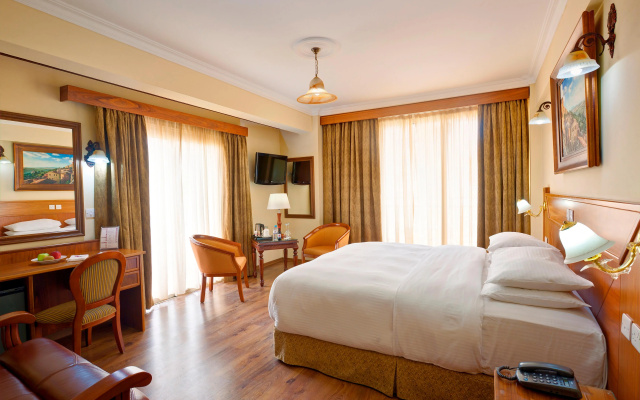 Semeli Hotel - Image 4
