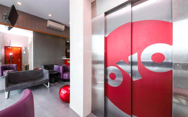 Super OYO 340 Comfort Hotel