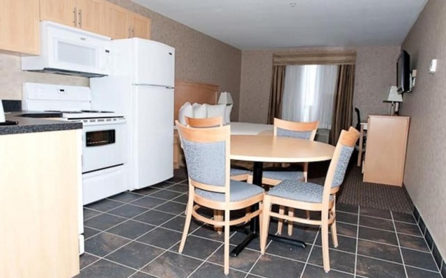 Paradise Inn & Suites Valleyview