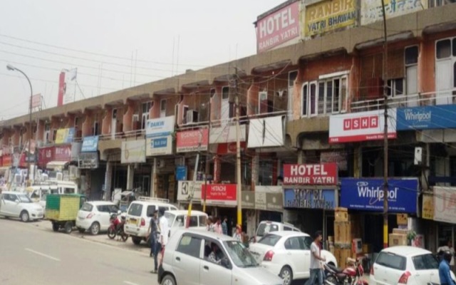 Hotel Ranbir Yatri Bhawan