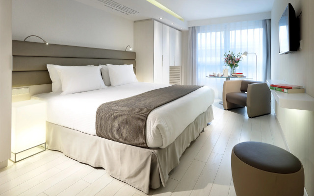 Eurostars Book Hotel