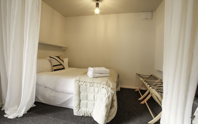 Simple Guest House - Great Location