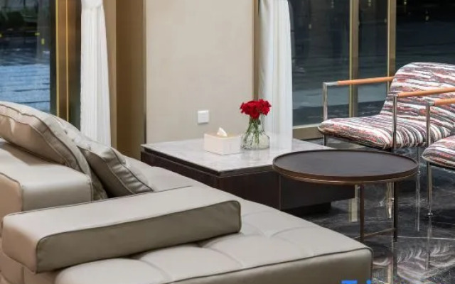 Rezen Hotel (Zhongshan Pharmaceutical University Branch)