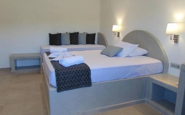 Potamida Suites