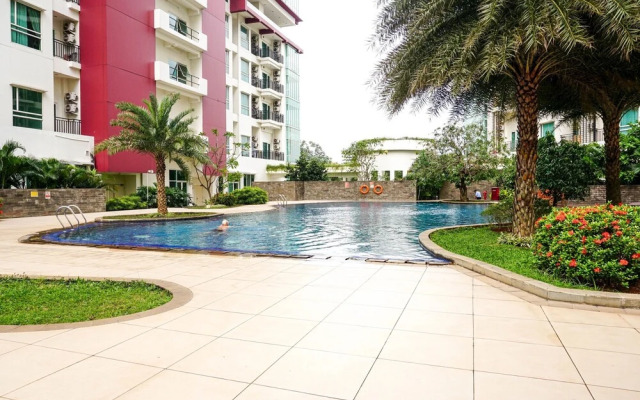 Comfort And Elegant 2Br At Woodland Park Residence Apartment