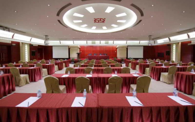 Beijing News Plaza Hotel