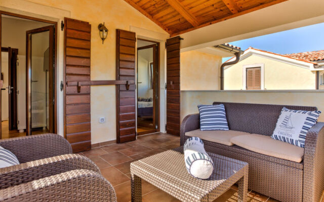 Holiday Home Villa Gabriela