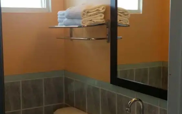 Lakeridge Motel