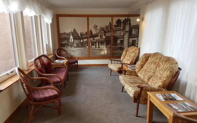 Mackay's Spa Lodge Hotel