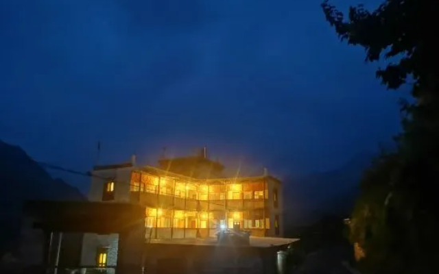 Danba Coni Bocang Homestay