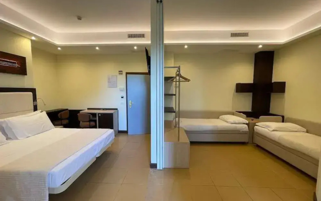 Hotel City