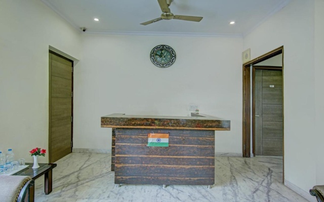 Itsy Hotels Swastika Inn Sector 26 – Lobby – Noida