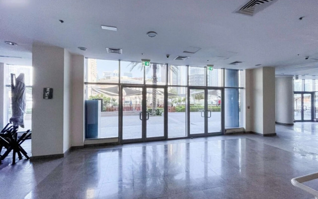 Unparalleled Luxury Marina Walk