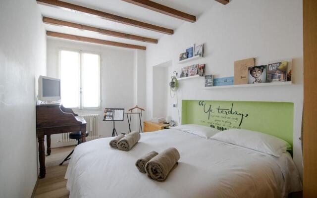 Cantù 29 - By House Of Travelers -