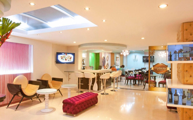 Hotel Cabecera Country