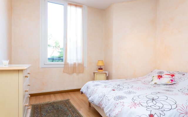 Vaneau ravissant T2 proche plages et palais