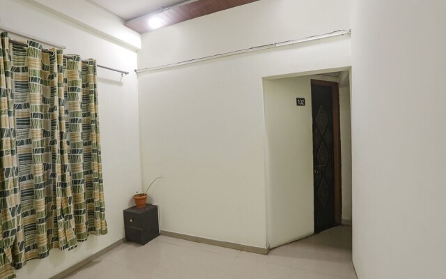 Fabhotel Happy Stay Inn