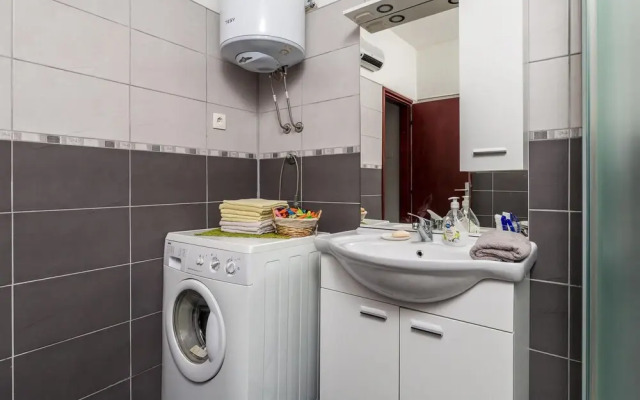 Nice Apartment in Senj With Wifi and 2 Bedrooms