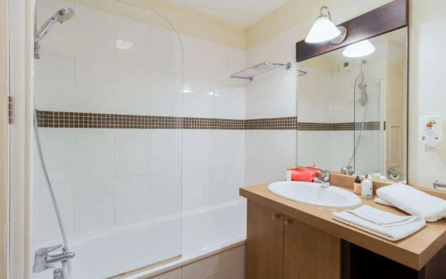 Appart'Hotel Garden & City Rousset