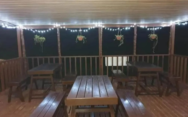 Transit Motel - Hostel