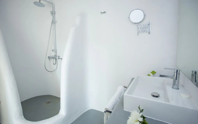 Senses Luxury Villas & Suites