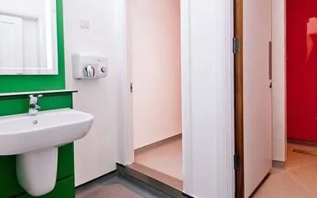 YHA Canterbury - Hostel