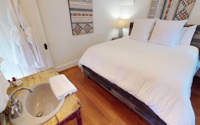 Adobe Abode Casita
