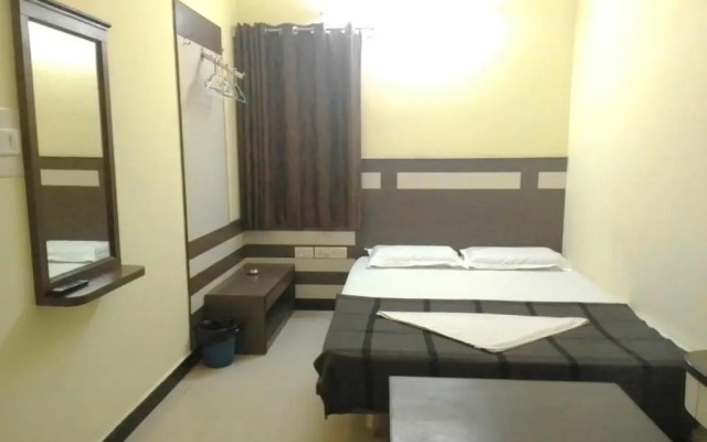 Sri Shankar Residency