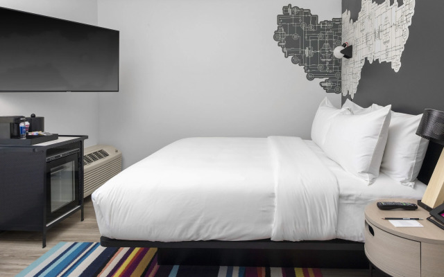 Aloft Glendale at Westgate