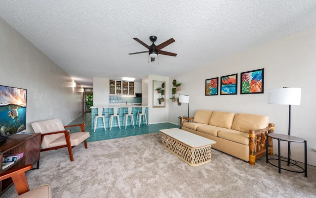 Big Island Kalanikai 307 1 Bedroom Condo
