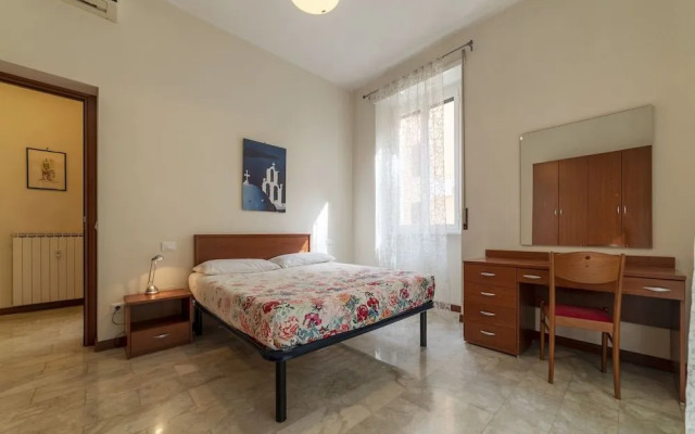 Piazza Re di Roma Apartment