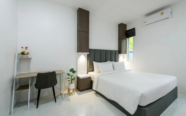 Lark Pool Villa Krabi