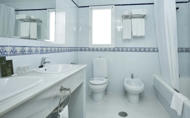 Apartamentos Ona Campanario