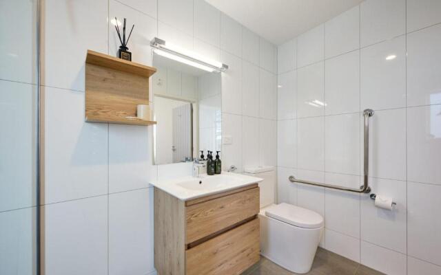 Shearwater Apartments