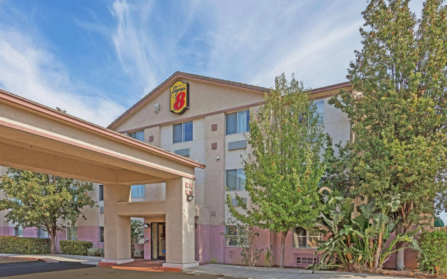 Harvest Inn, Dixon/ UC Davis.
