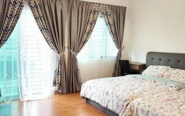 W9@GoldenHills/WiFi/4Room/Steamboat/NightMarket