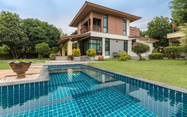 Pool Villa Pattaya by Passionata