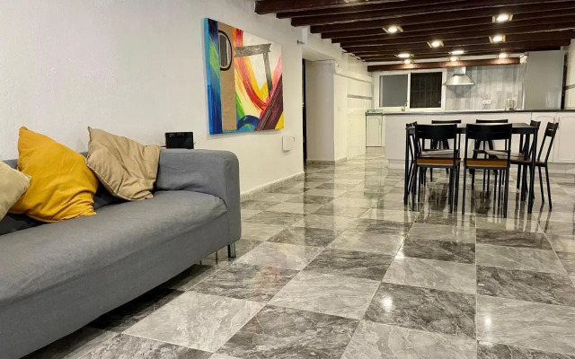 Espacioso piso con entrada independiente en Part Alta de Tarragona!